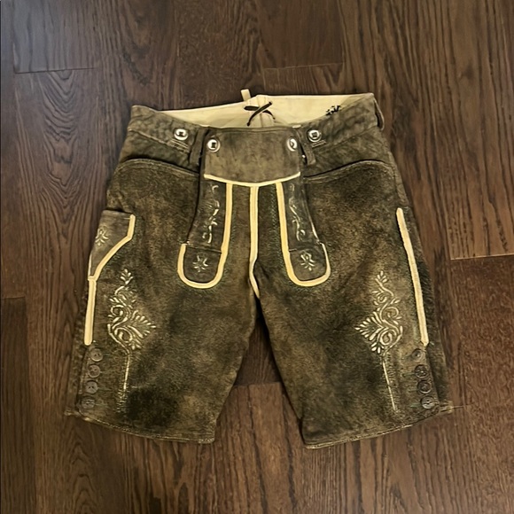 Traditional Bavarian Oktoberfest Lederhosen shorts - Picture 1 of 3